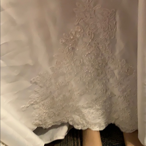 Gorgeous Wedding gown 10 White long train being dry cleaned - Picture 4 of 9